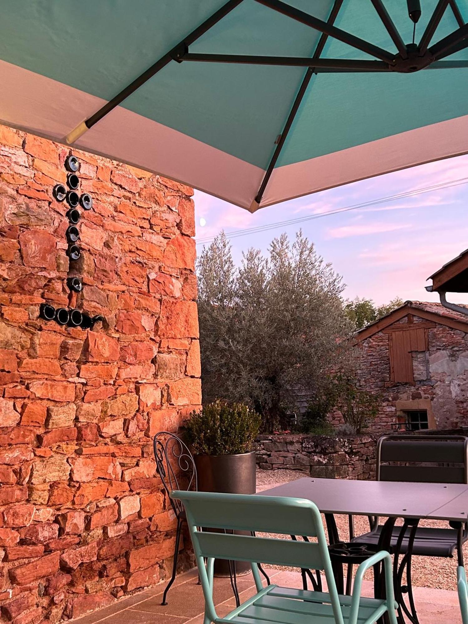 Chambres D'Hotes Vers La Croix Leynes Dış mekan fotoğraf